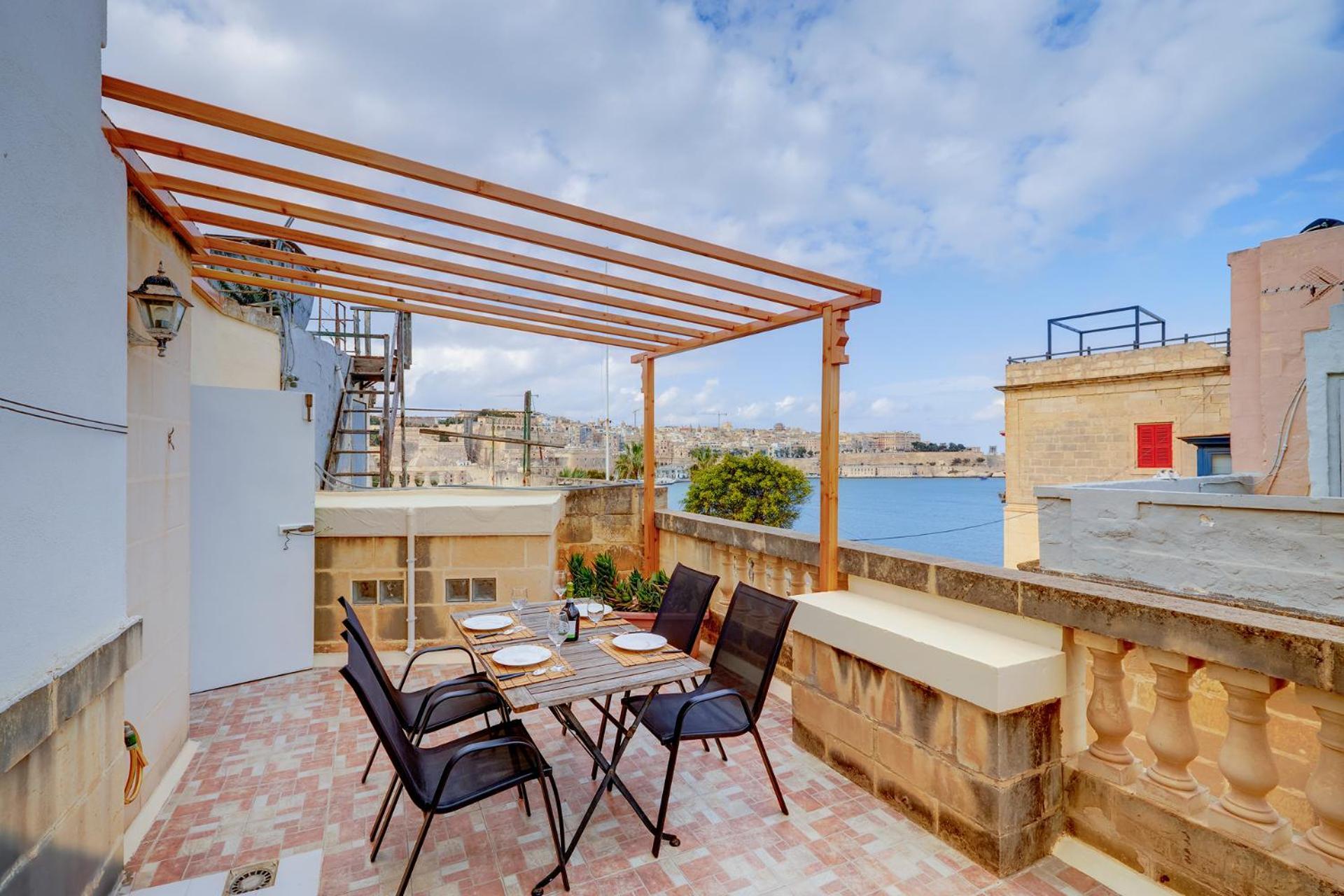 Traditional Maltese Townhouse, Roof Terrace And Views Senglea Dış mekan fotoğraf