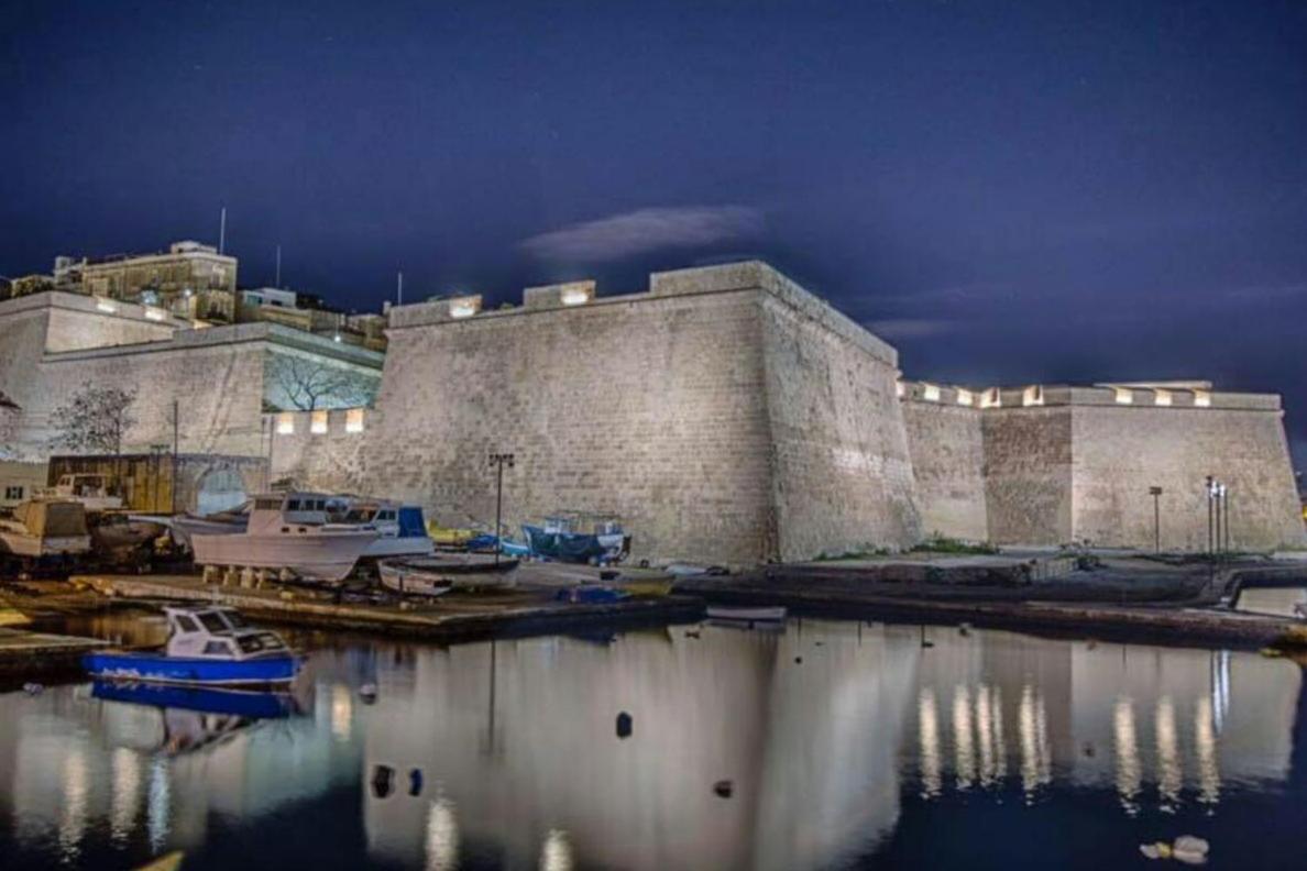 Traditional Maltese Townhouse, Roof Terrace And Views Senglea Dış mekan fotoğraf